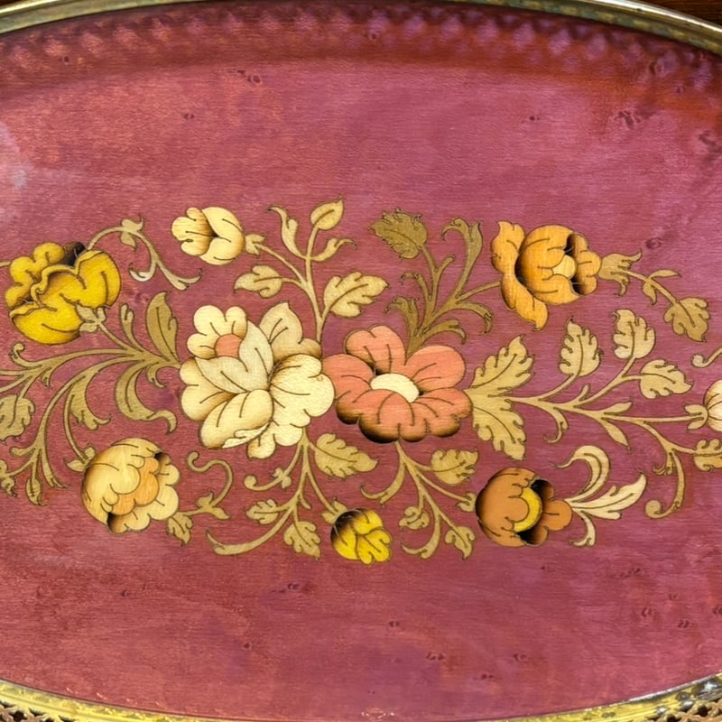 美しいヴィンテージItaly製フラワーパターンの鏡 美しいヴィンテージItaly製フラワーパターンの鏡