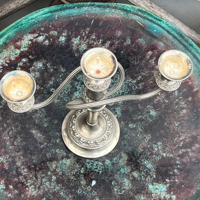 英国製 アンティークキャンドルスタンド | アンティーク家具と喫茶