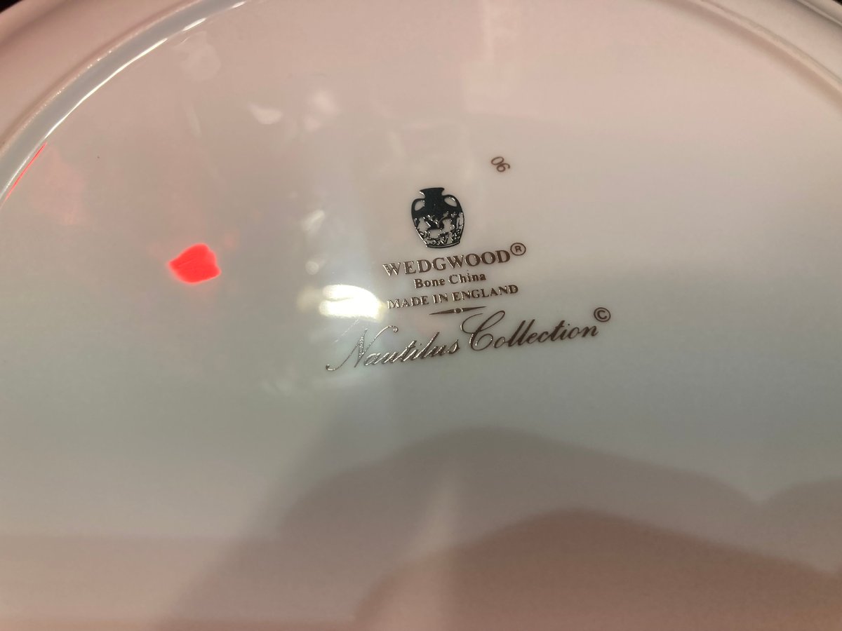 WEDGWOOD ノーチラスコレクション シェル小 | アンティーク家具と喫茶