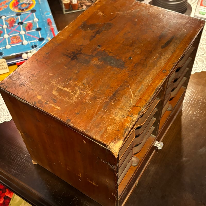 昭和レトロ 古家具 木製棚 引き出し付き 書類入れ カルテケース 和製アンティーク 木製カルテケース | アンティーク家具と喫茶