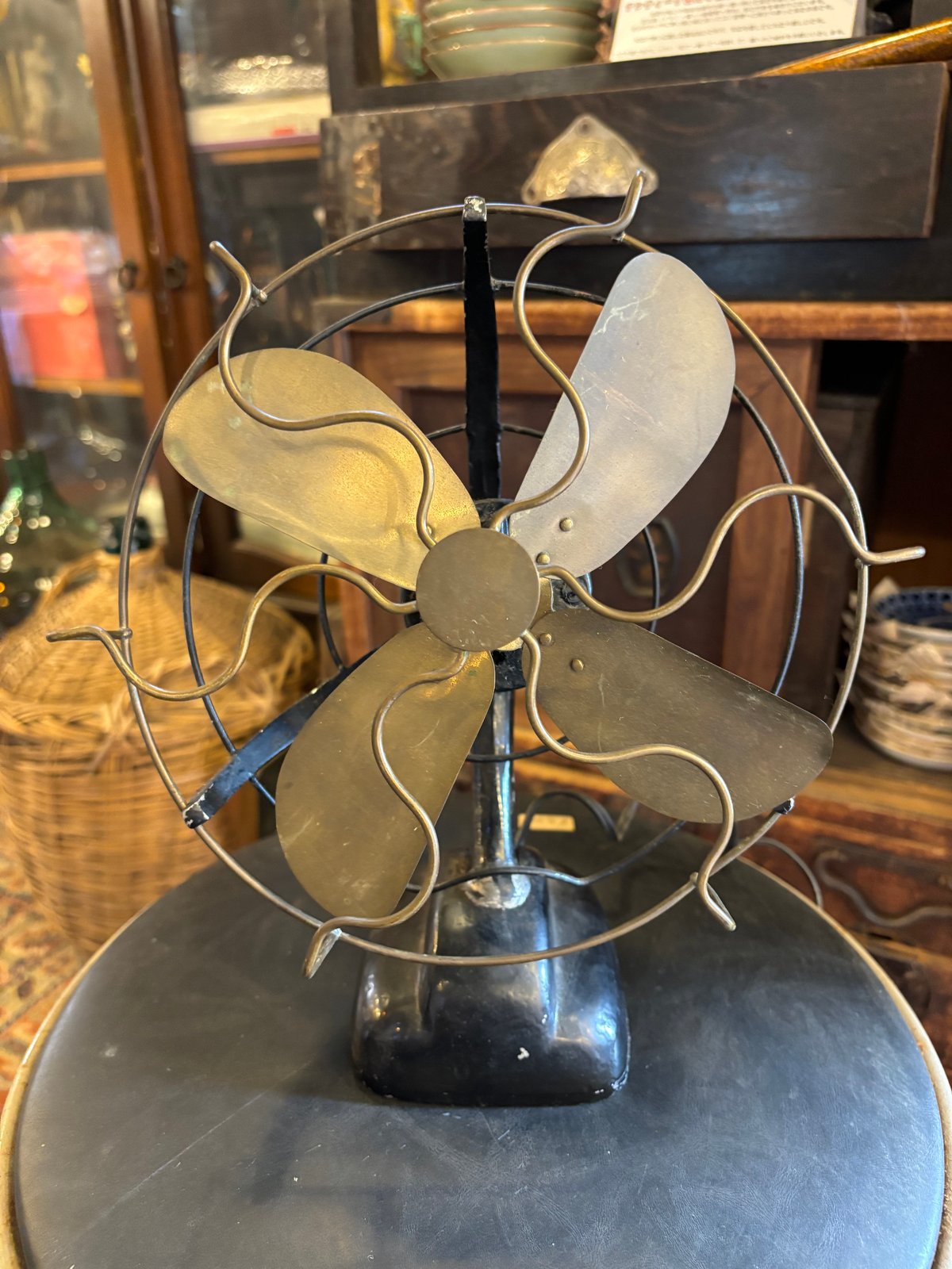 アンティーク　扇風機　真鍮　什器 fit=scale-down,w=1200