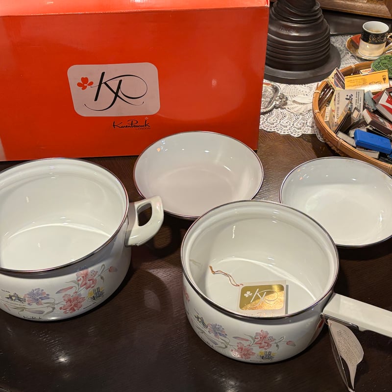 カレン・ピーコック レトロな両手鍋・片手鍋セット | アンティーク家具