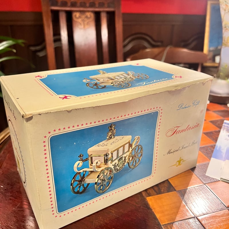昭和レトロ プリンセス馬車オルゴール付き | アンティーク家具と喫茶