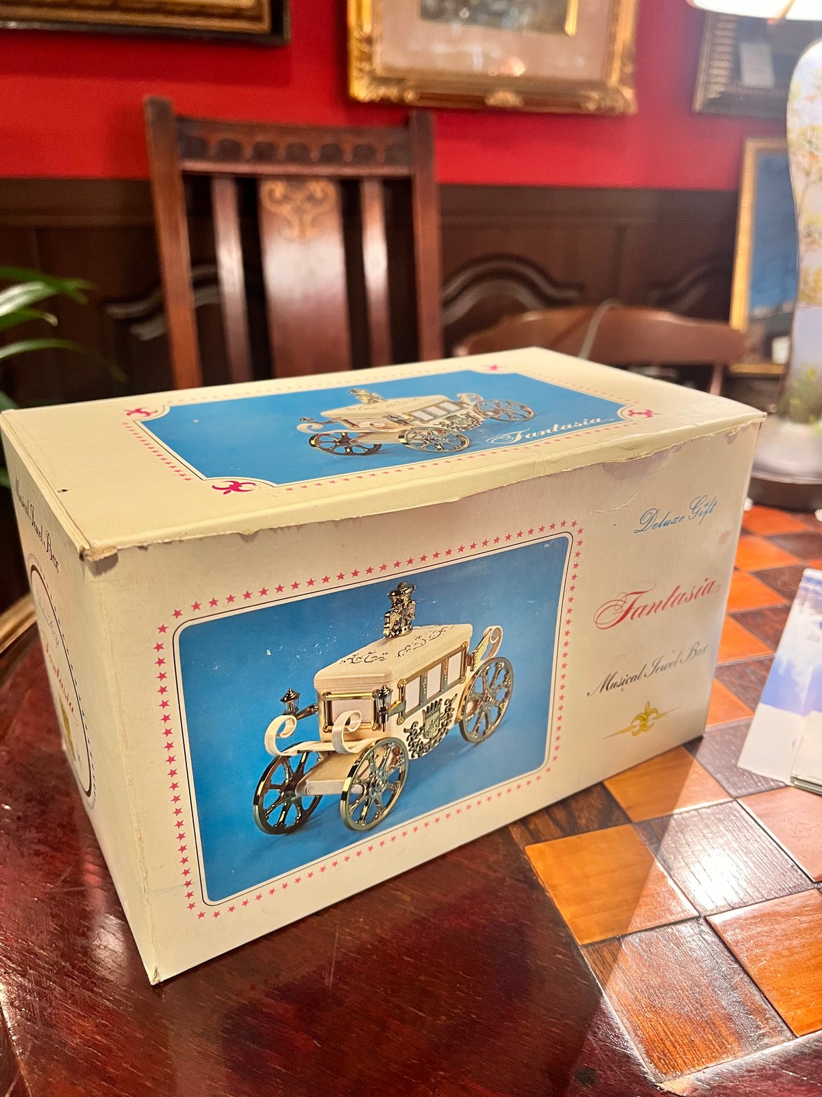 昭和レトロ プリンセス馬車オルゴール付き | アンティーク家具と喫茶