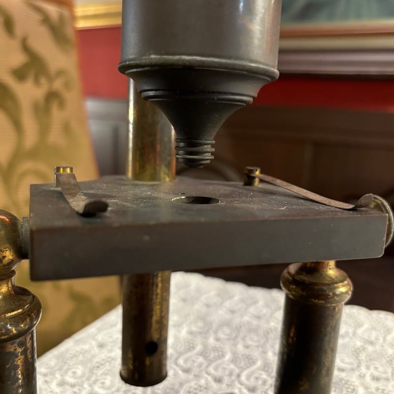 ヴィンテージ顕微鏡 | アンティーク家具と喫茶キャバレーのネットショップ