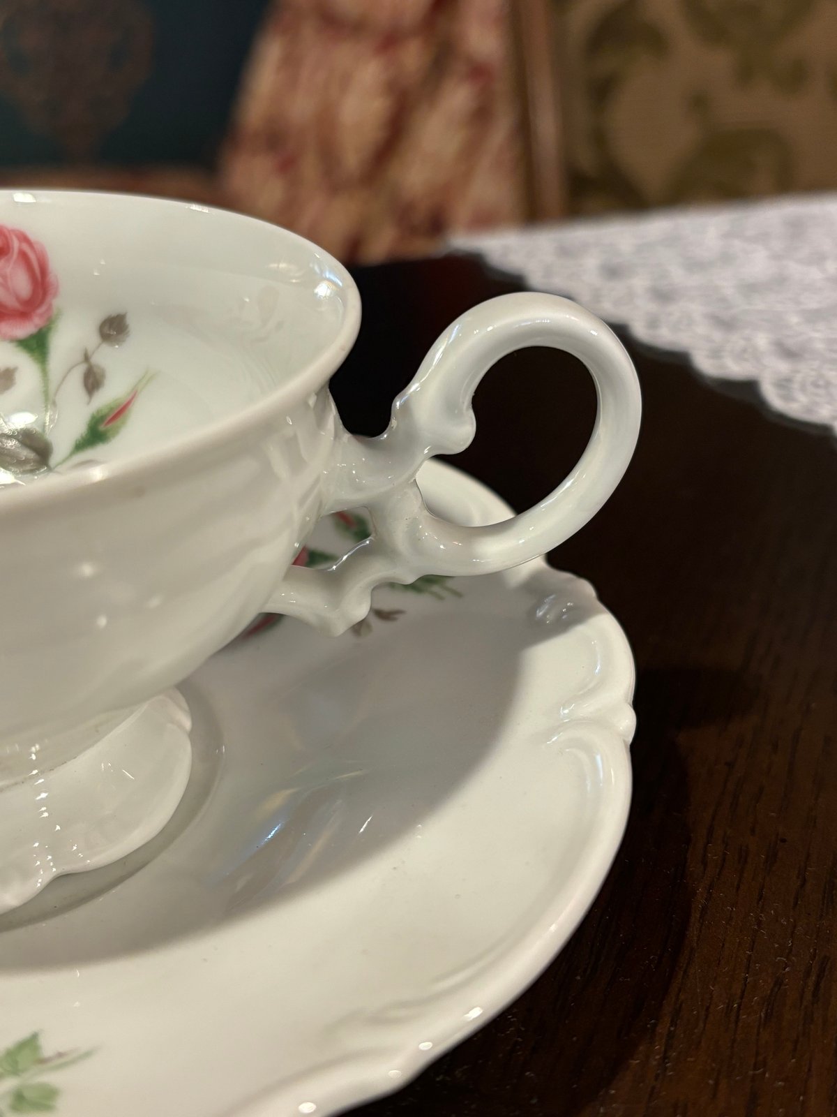 フッチェンロイター ピンクバラ カップ&ソーサー | アンティーク家具と