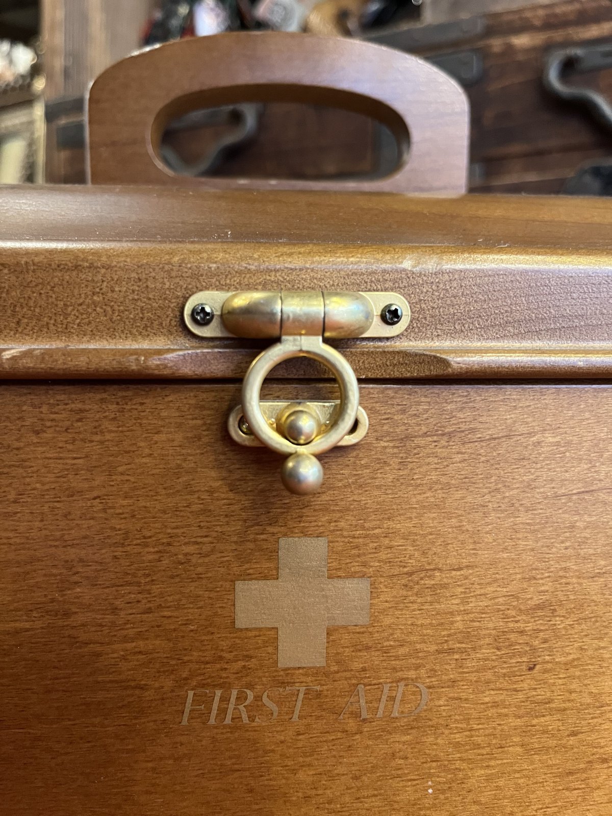 ハローキティ 救急車 救急箱 木製 ケース 小物入れ first aid box