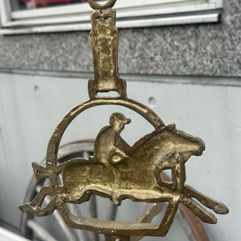アンティーク 真鍮 馬と騎乗者 フック | アンティーク家具と喫茶