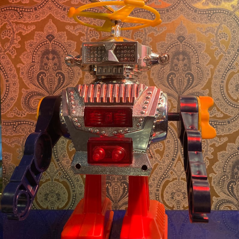 ゼンマイ大回転ロボット | アンティーク家具と喫茶キャバレーのネット