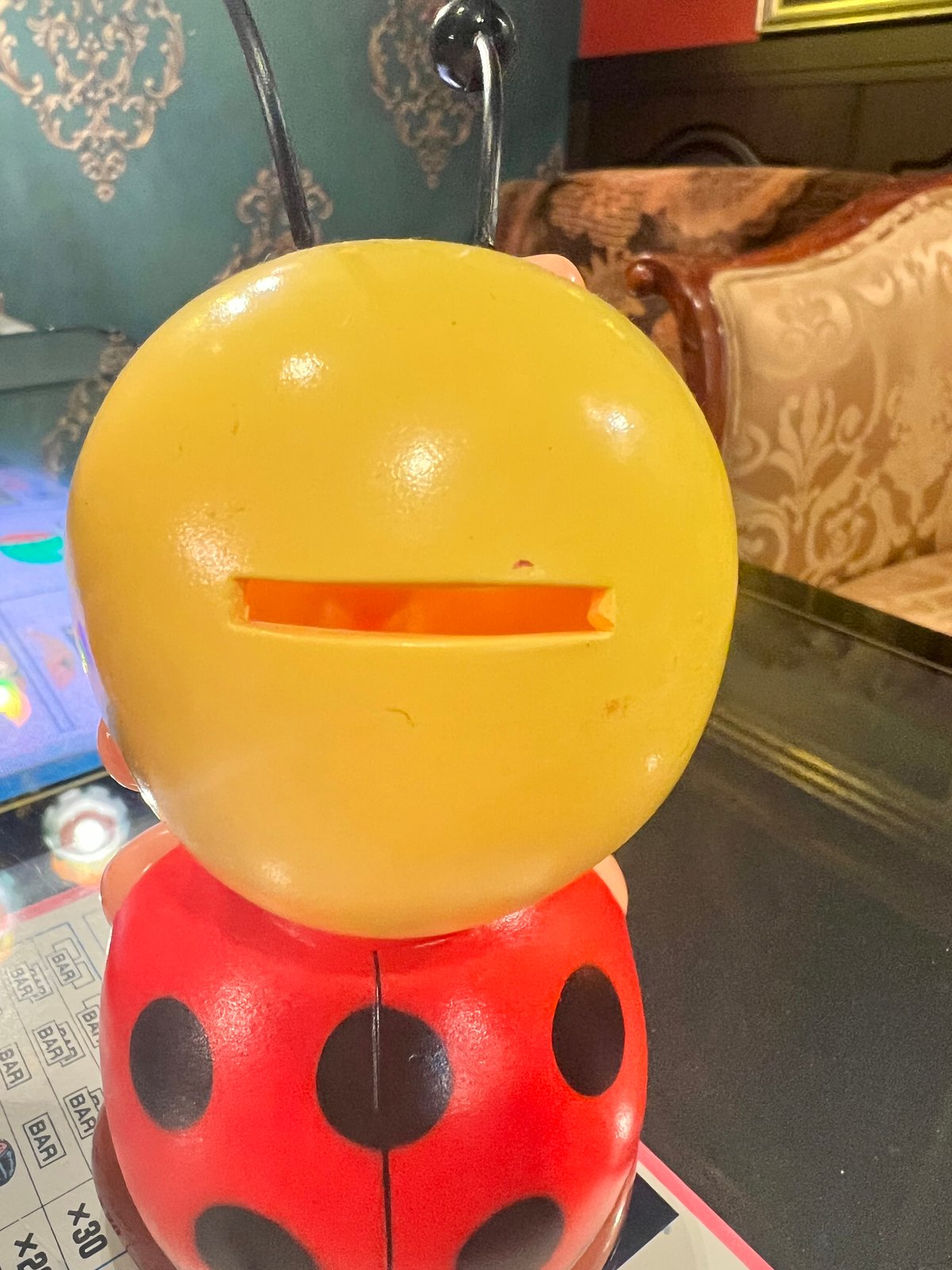 富士ホームサービス フジオ ソフビ貯金箱 | アンティーク家具と喫茶