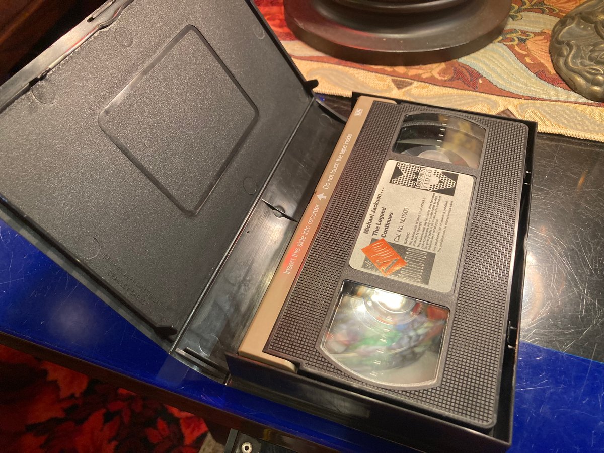 マイケルジャクソン終わりなき伝説VHS | アンティーク家具と喫茶