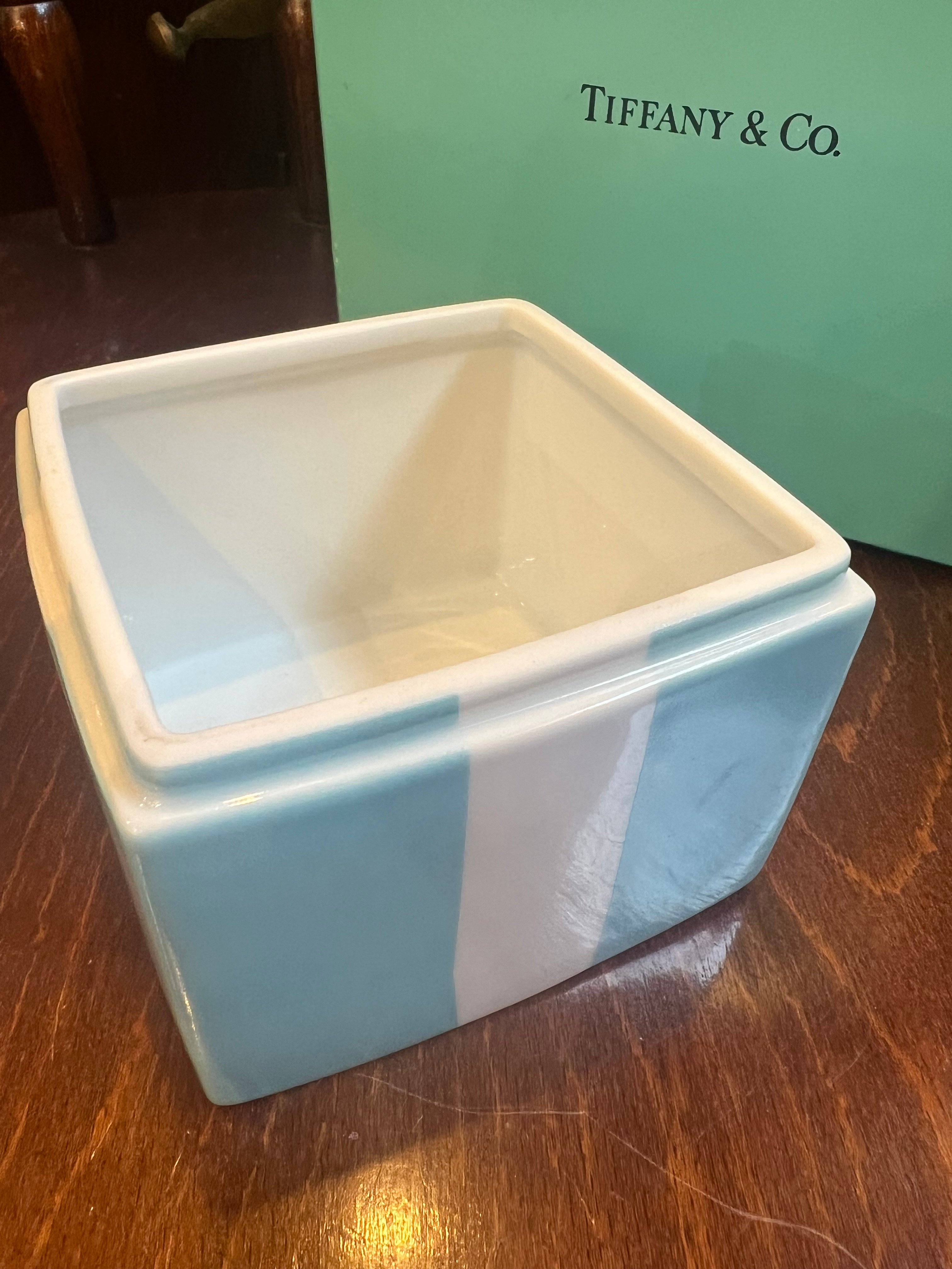 専用　ティファニー　　小物入れ　陶器 original
