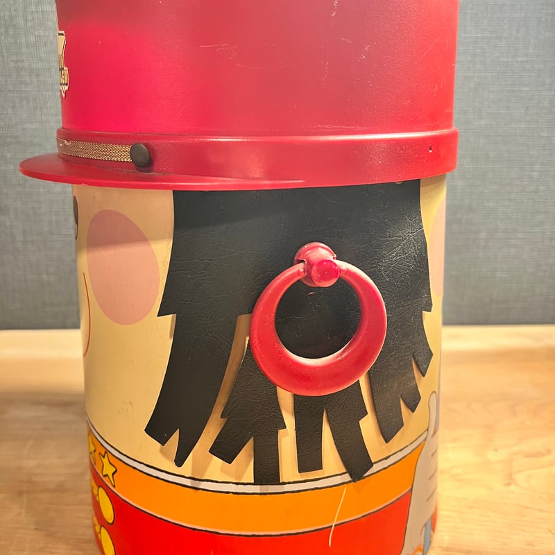 昭和レトロ　ゴミ箱　スチール　りんご柄　レトロポップ　コーナー用 昭和レトロ ゴミ箱 スチール りんご柄 レトロポップ コーナー用