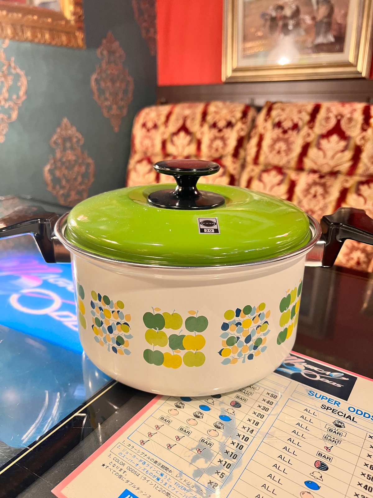 ホーローりんご柄ライス缶&キャニスター2個セット ホーローりんご柄