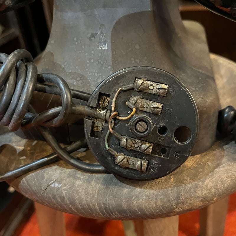 アンティーク ドイツ製 黒電話 回転式ダイヤル電話 | アンティーク家具