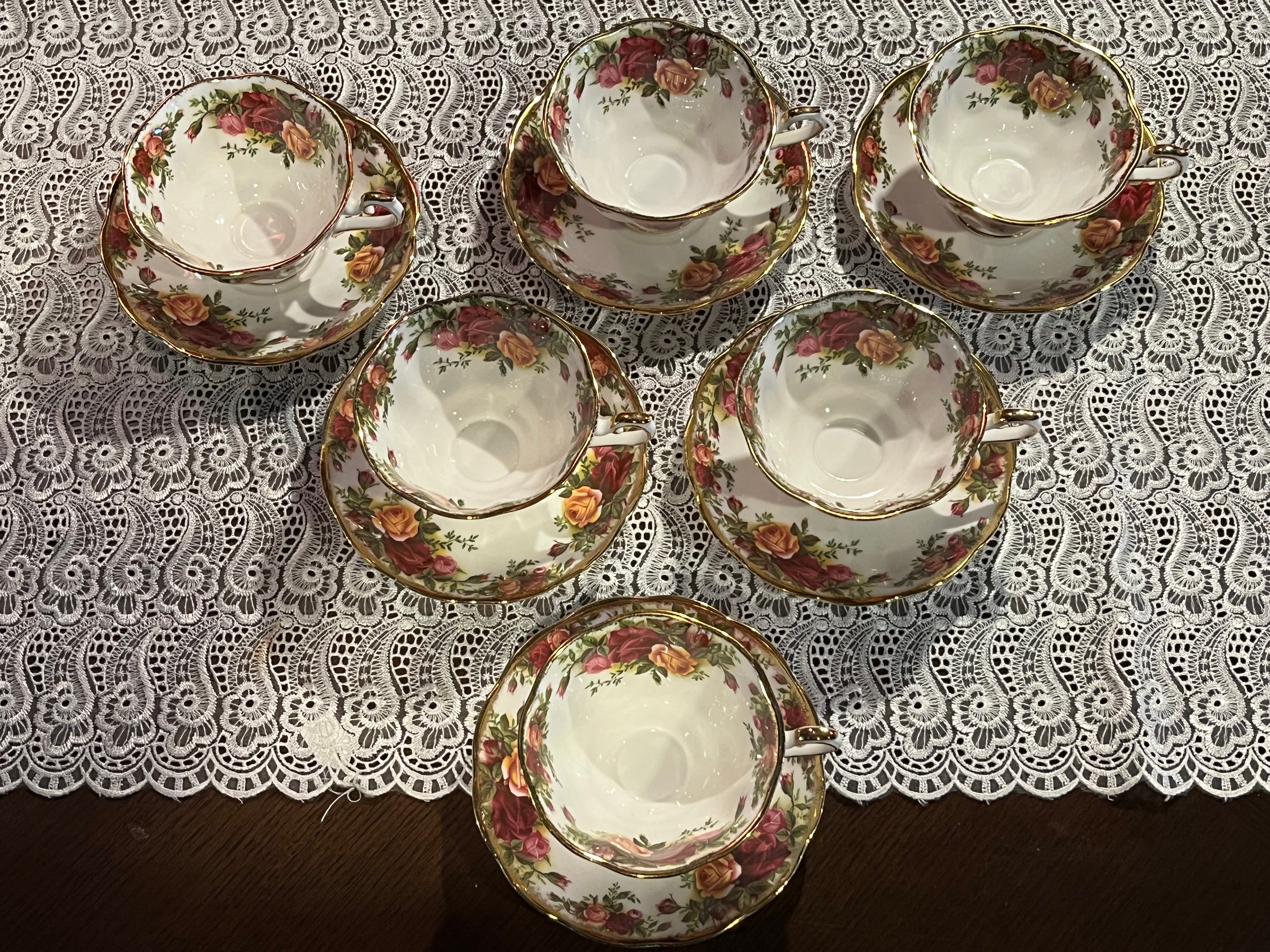 ロイヤルアルバート ティーカップセット | アンティーク家具と喫茶