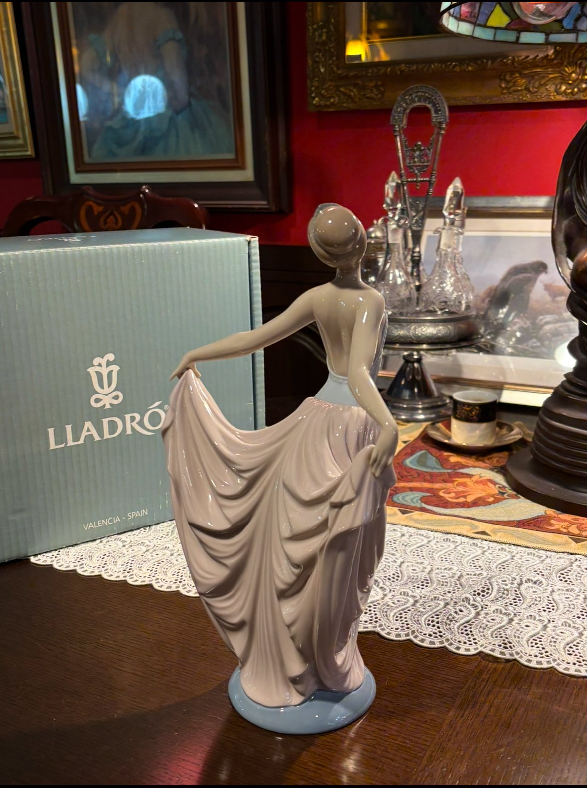 LLADRO(リヤドロ) 踊る少女 陶器人形 ※箱付き | アンティーク家具と