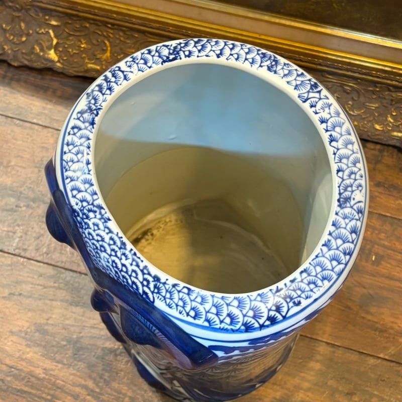 陶器染付 フクロウ(不苦労)の傘立て | アンティーク家具と喫茶