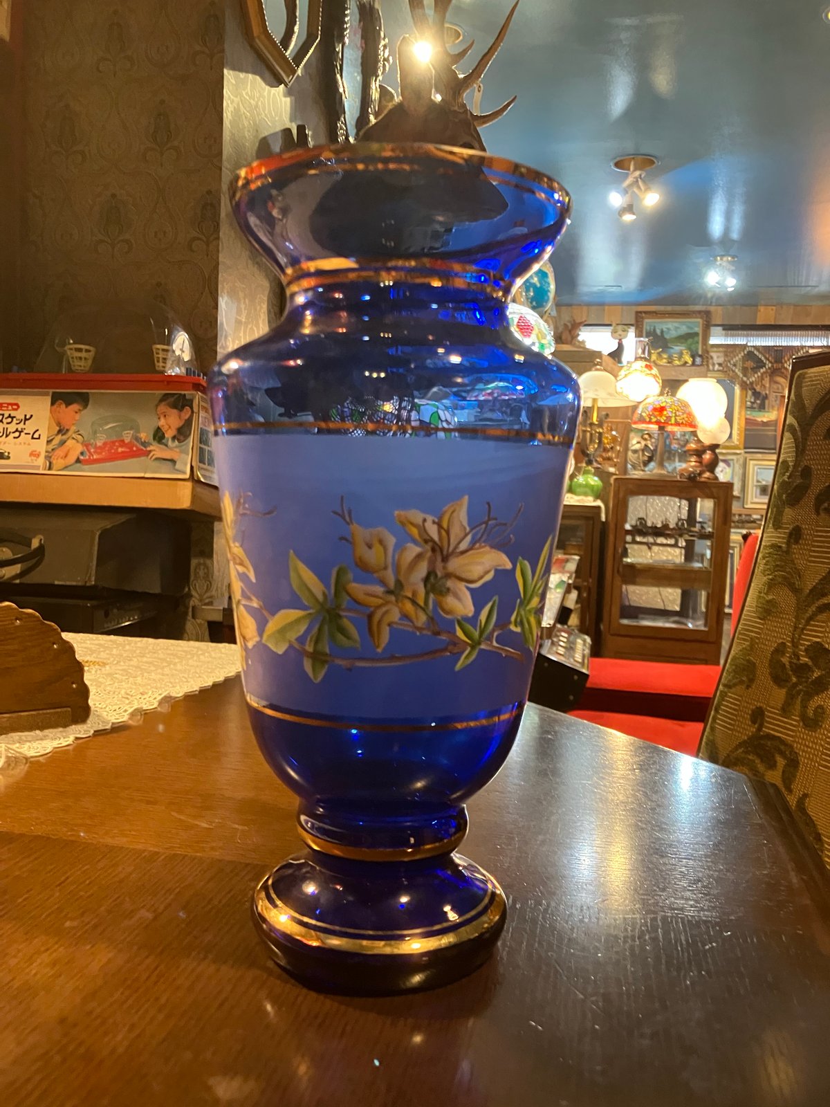 ボヘミア 花瓶 箱なし | アンティーク家具と喫茶キャバレーのネット