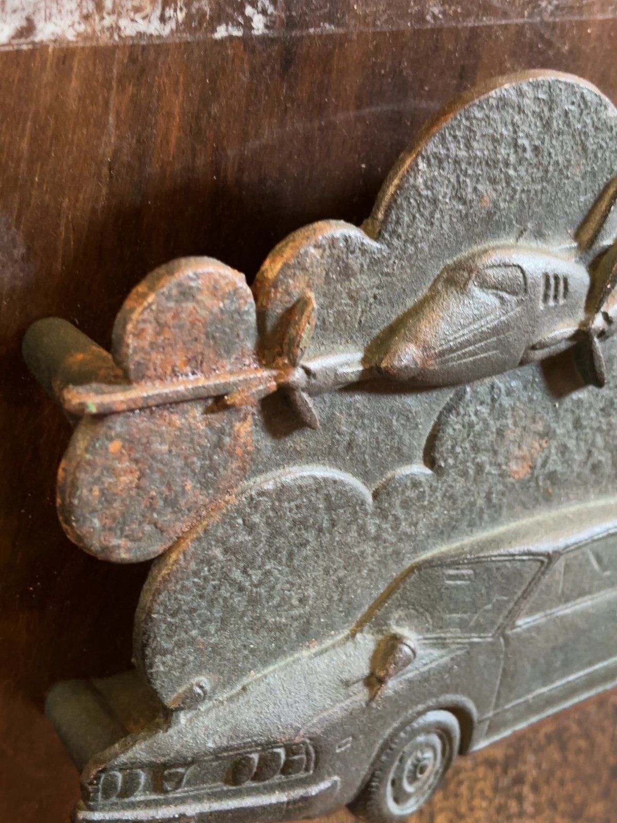 初代スバルレオーネ 壁掛けレターラック | アンティーク家具と喫茶