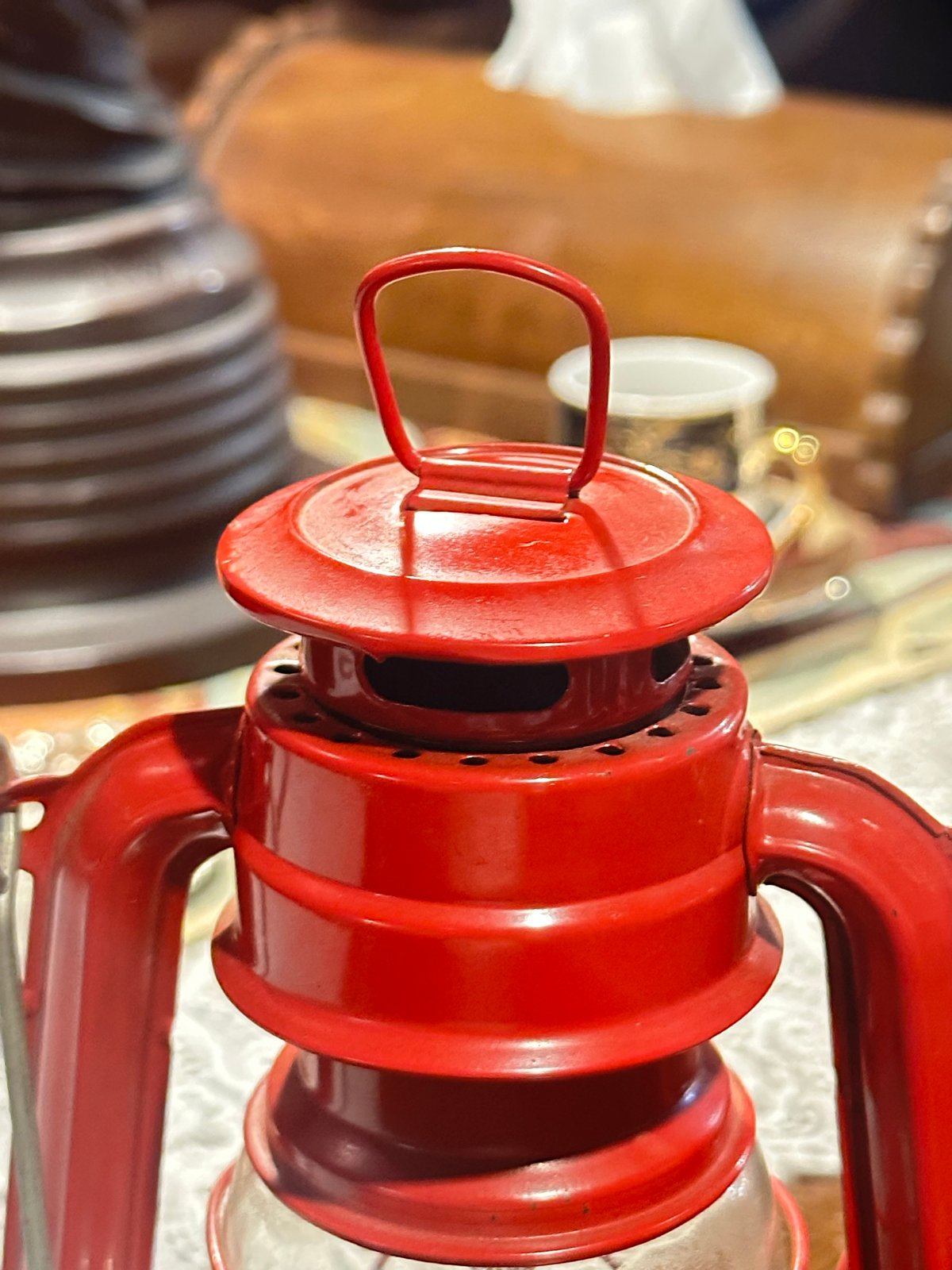 レトロ 電池式ランタン レッド | アンティーク家具と喫茶キャバレーの