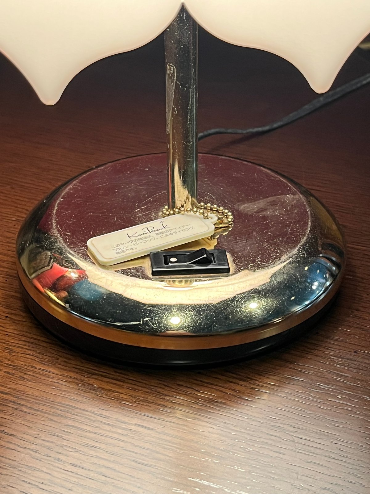 アンティーク ロンドン カレンピーコック花型ランプ