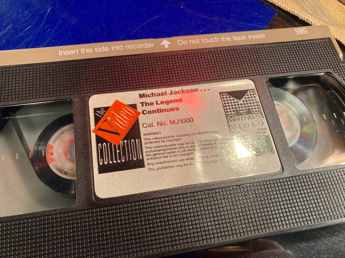 マイケルジャクソン終わりなき伝説VHS | アンティーク家具と喫茶
