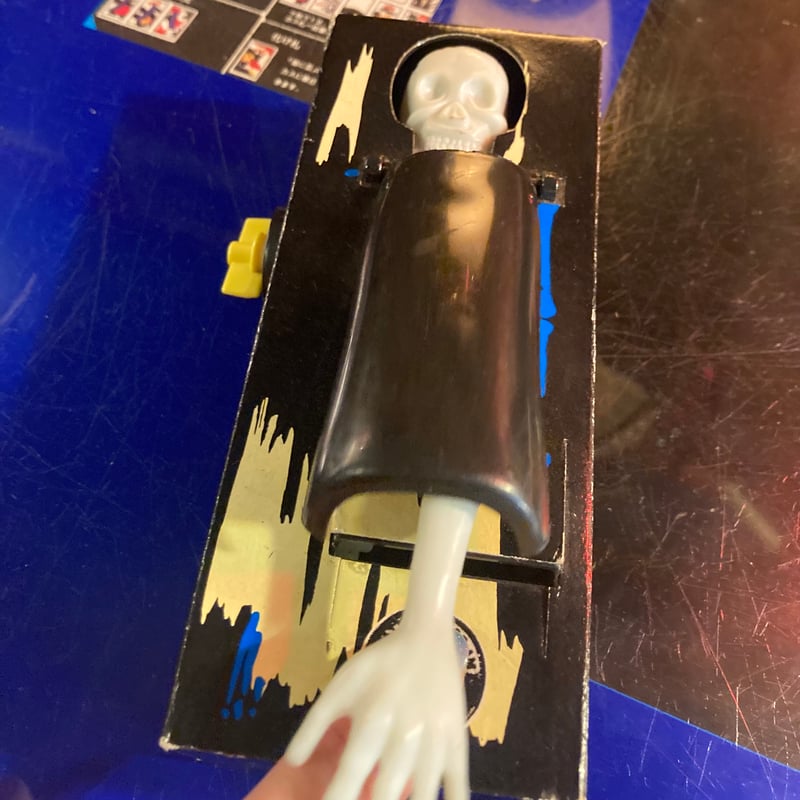 COFFIN BANK ガイコツの棺桶貯金箱 | アンティーク家具と喫茶