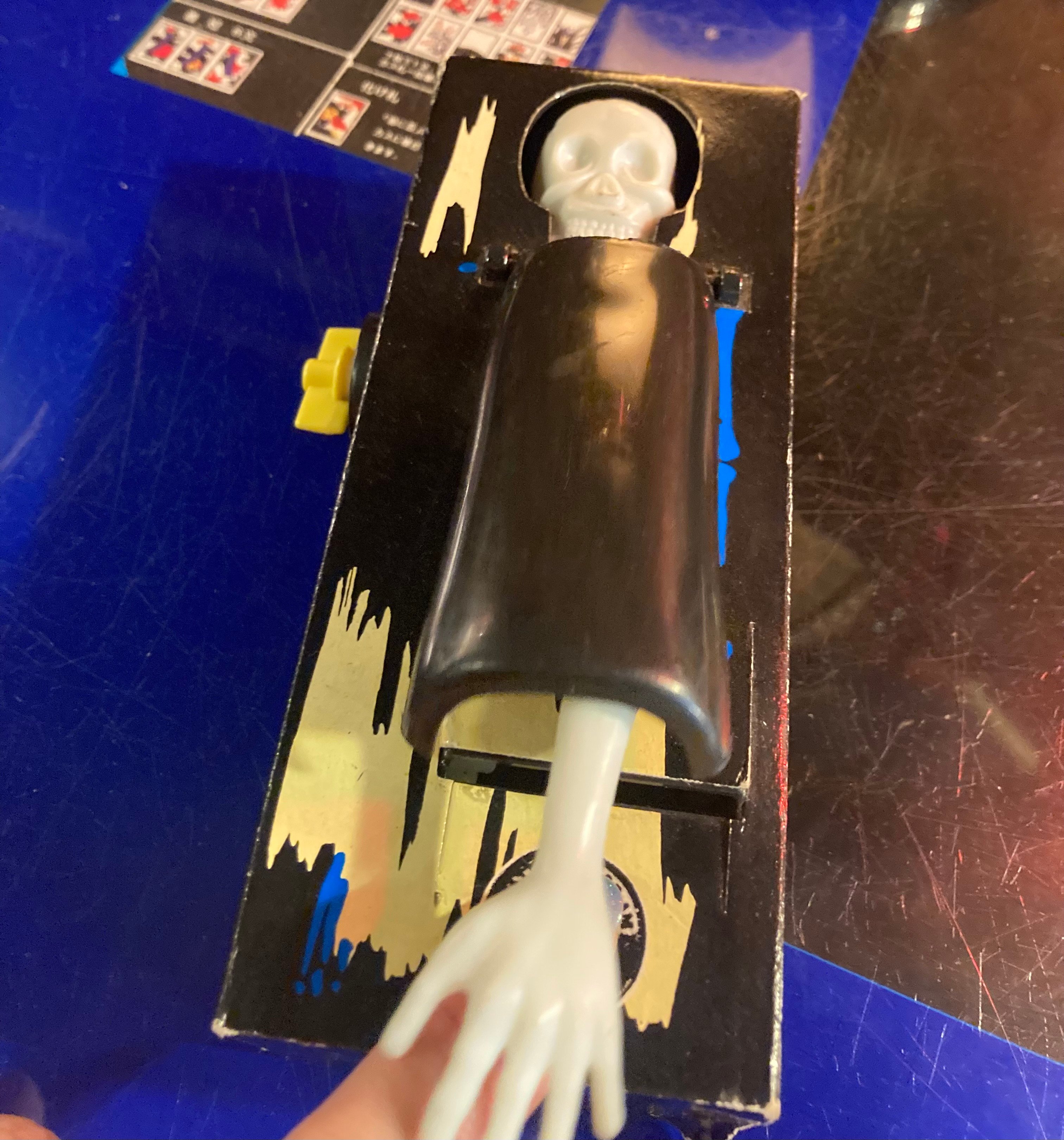COFFIN BANK ガイコツの棺桶貯金箱 | アンティーク家具と喫茶