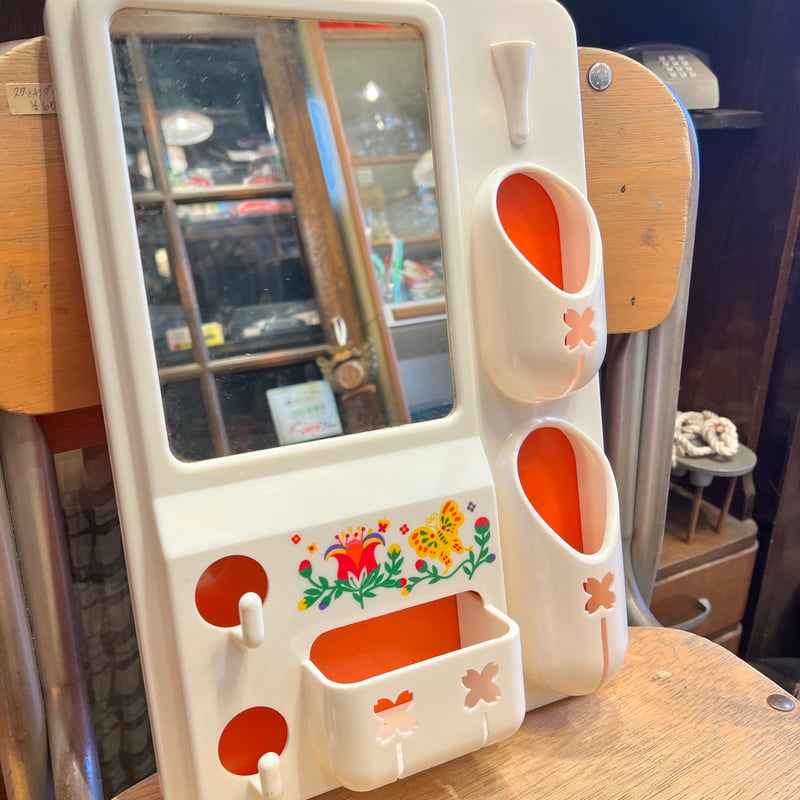 昭和レトロ 壁掛け洗面ミラー | アンティーク家具と喫茶キャバレーの