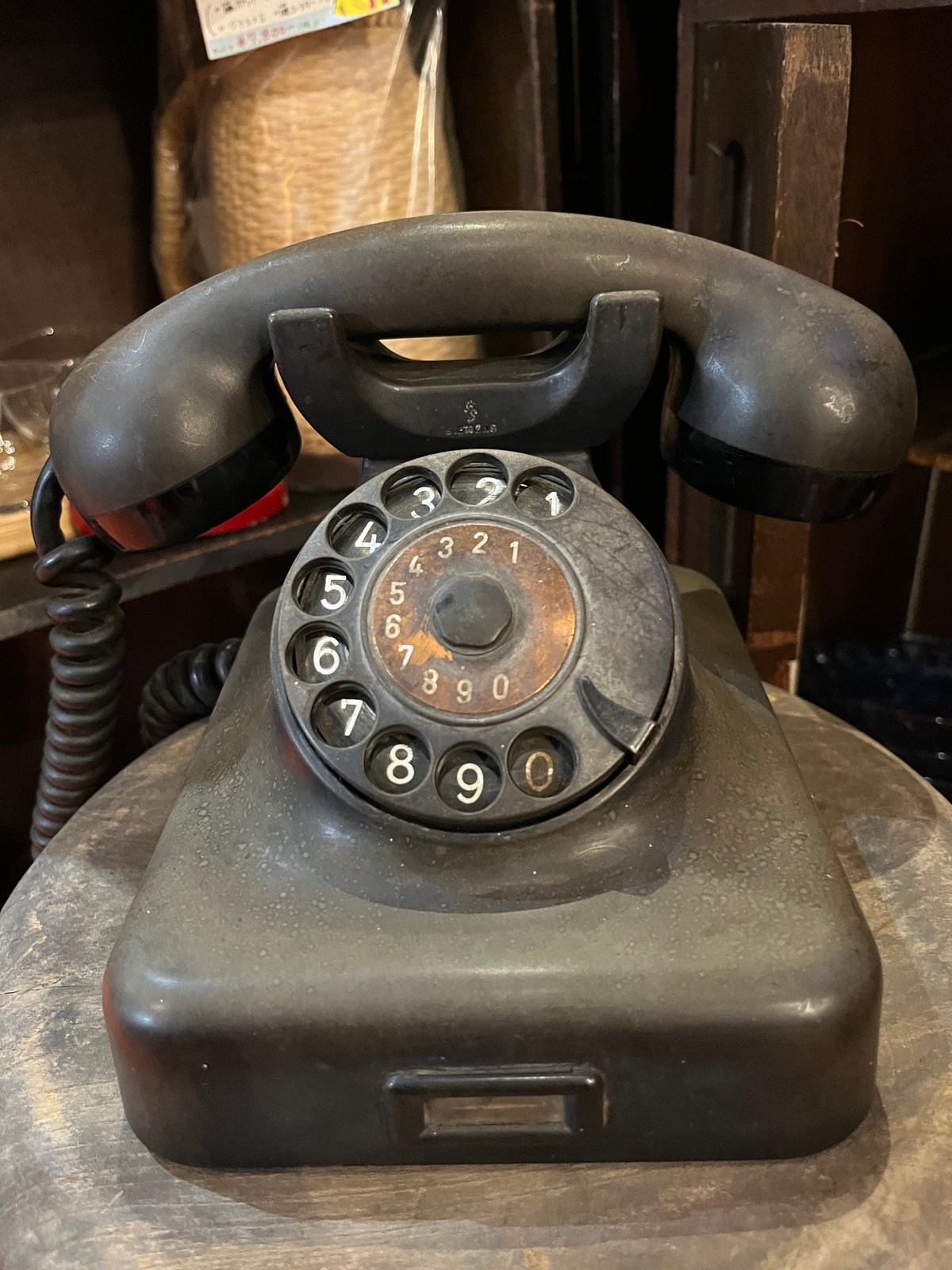 １９５０年代　ベルギー製　RTT　５６B　小型で可愛い　電話機　アンティーク Antique Telephone RTT 56 B