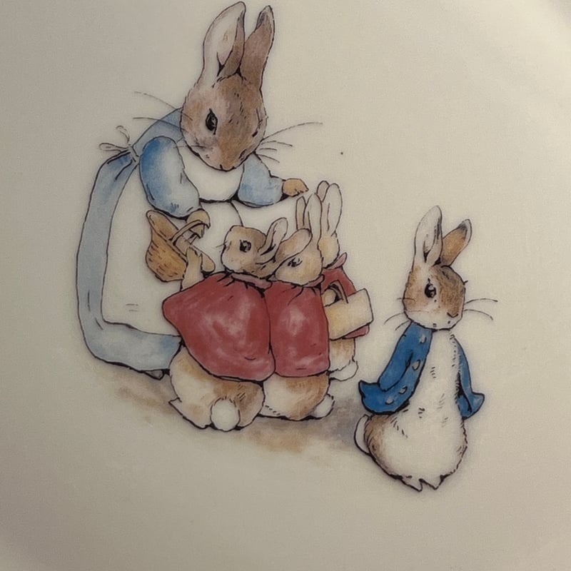 ピーターラビット ファミリー プレート皿 | アンティーク家具と喫茶
