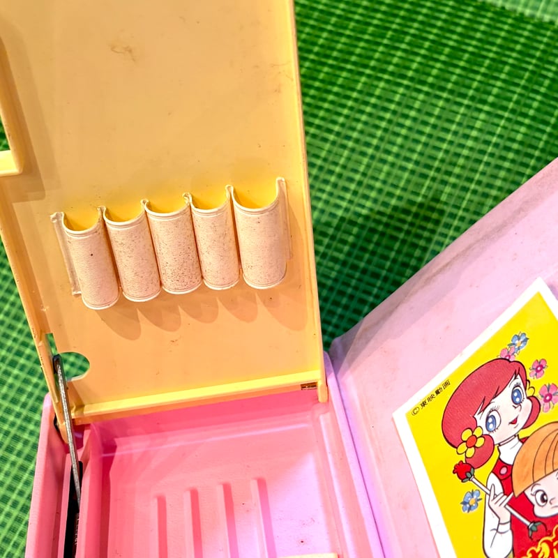 魔法使いチャッピー 飛び出す筆箱 | アンティーク家具と喫茶キャバレー