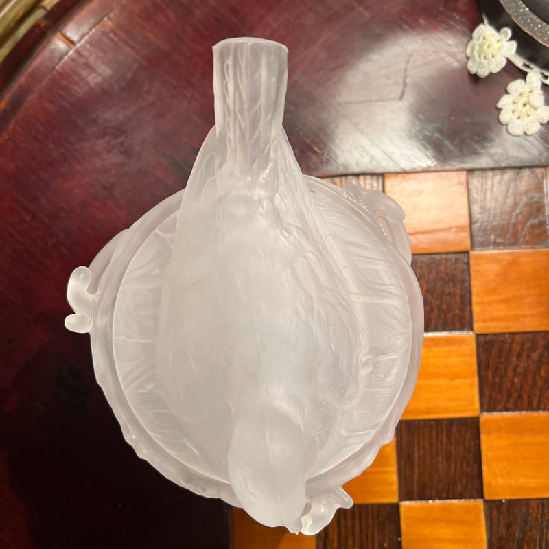 鳥の巣付き小鳥の蓋付きガラス製小物入れ | アンティーク家具と喫茶