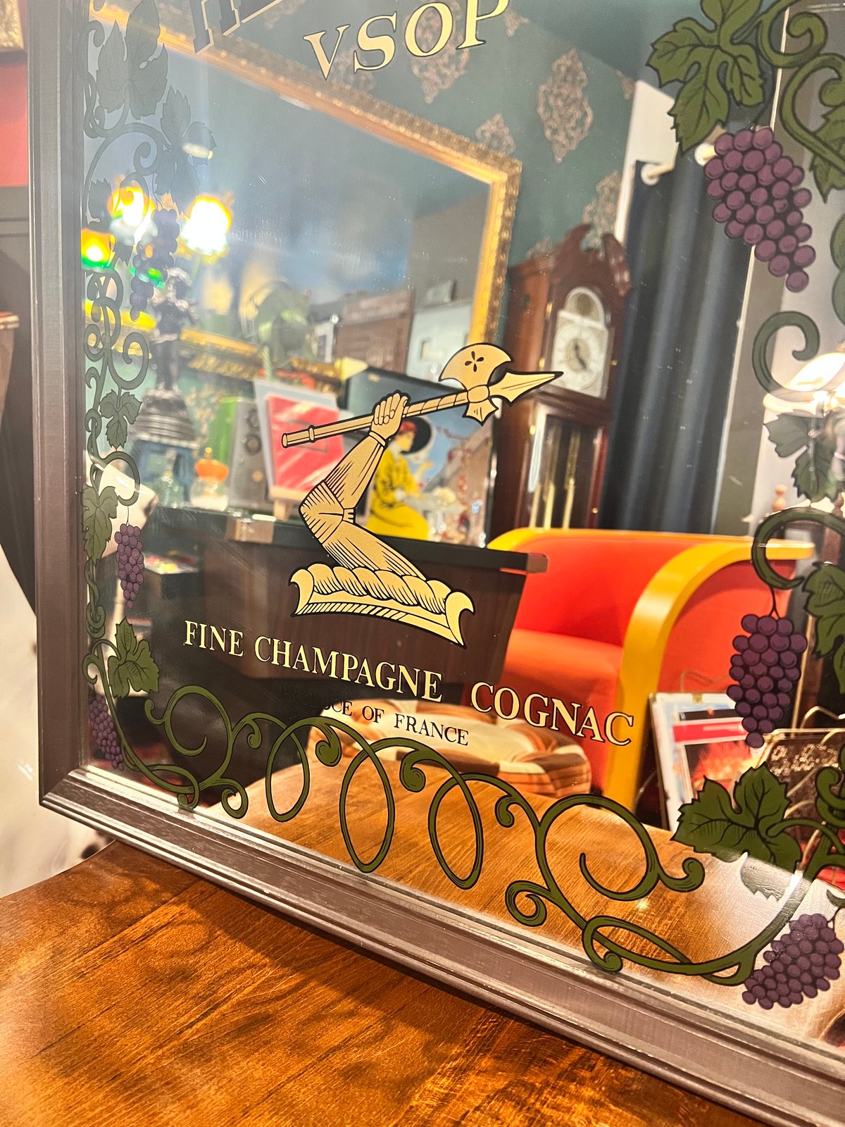 非売品　ヴィンテージ　ヘネシー Hennessy VSOP パブミラー　レトロ Hennessy VSOP (ヘネシー)ヴィンテージパブミラー | アンティーク家具
