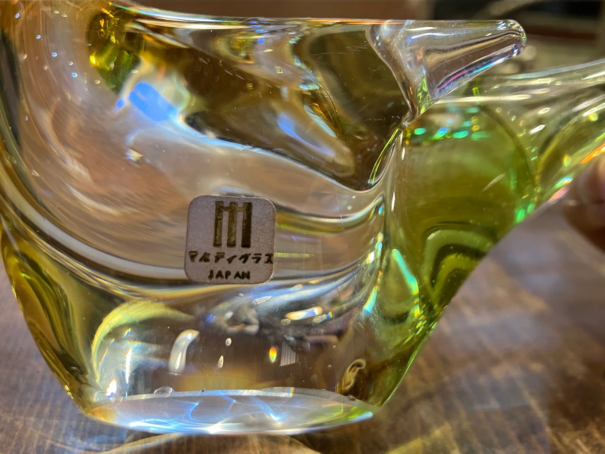 ガラス製品　牛の置物　マルティガラス　木製置台付き ガラス製品 牛の置物 マルティガラス 木製置台付き マルティ