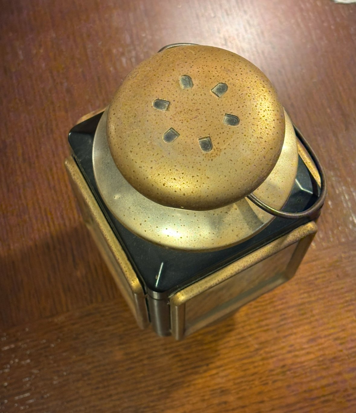 ヴィンテージ 四面ガラス スケーターズランタン | アンティーク家具と