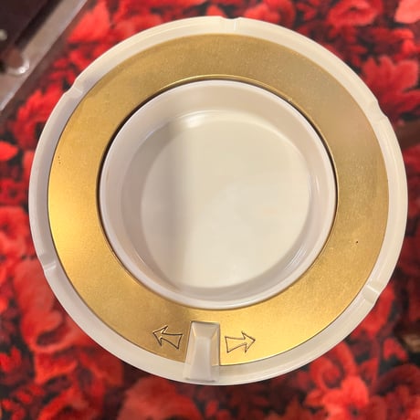 昭和レトロ　白のスタンド灰皿
