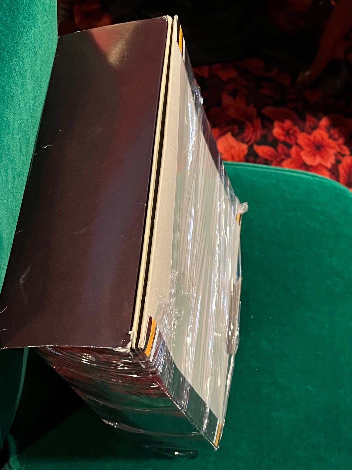 イヴ・サンローラン白ワイシャツ、おまけスリッパ付き