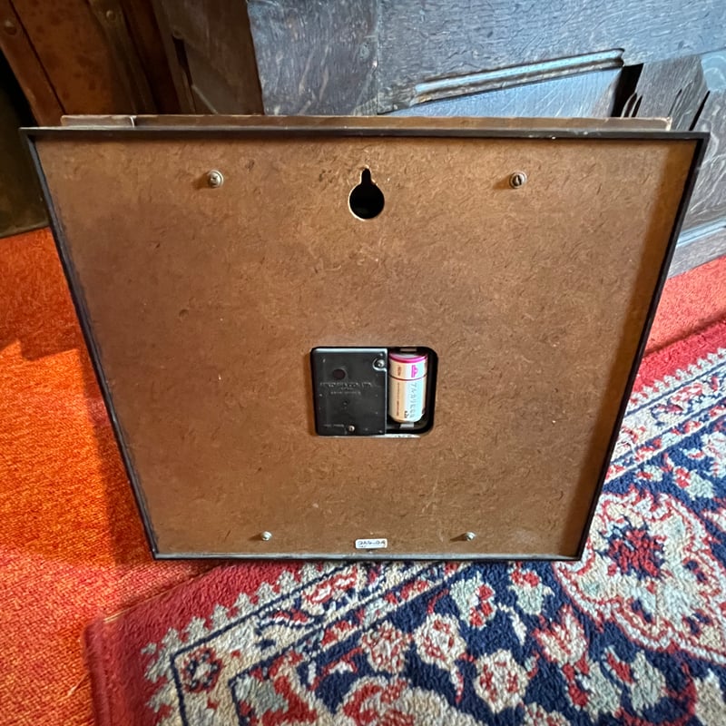 ウォールナットな木枠セイコー掛け時計 QA940A QUARTZ 動作確認済み