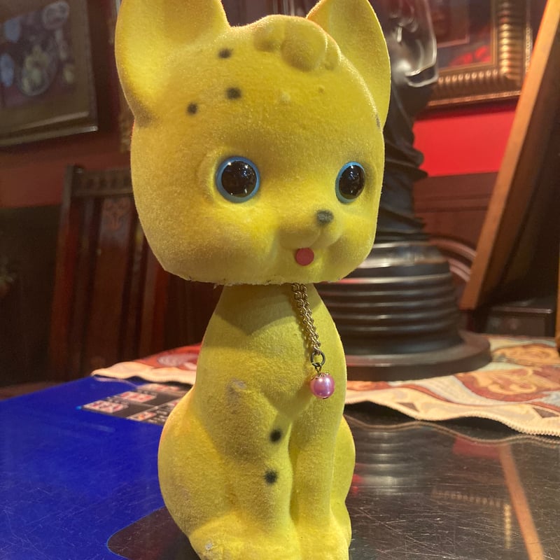 昭和レトロ首振り猫ちゃん貯金箱 | アンティーク家具と喫茶キャバレー