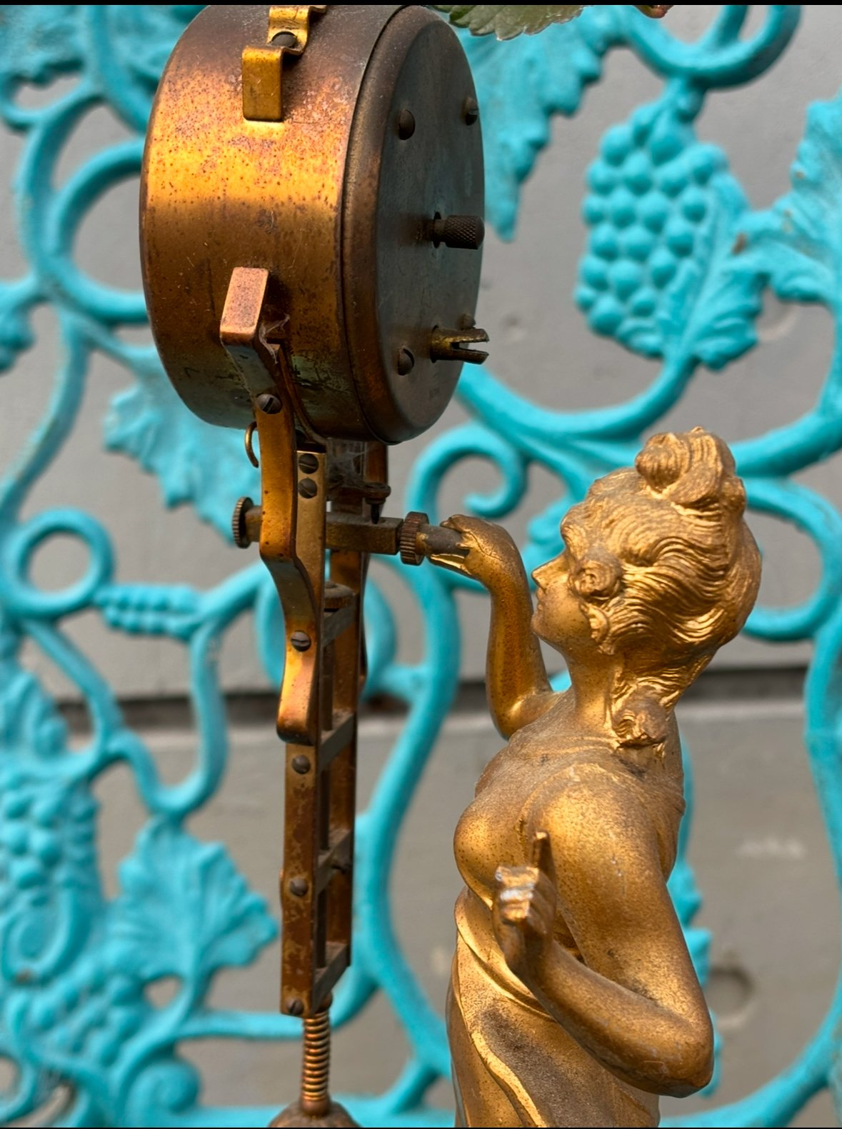 Fuji アナログ置時計　8DAY 手巻き 女神像　振り子 時計　25ス317 アンティーク アナログ置時計 Fuji 8DAY 手巻き 振り子 時計 ※参照