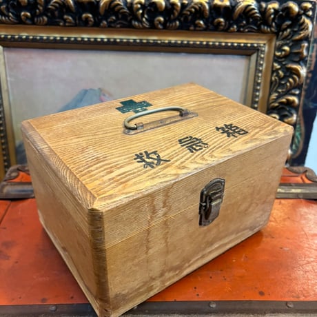 救急箱 | STORES 救急箱 | STORES