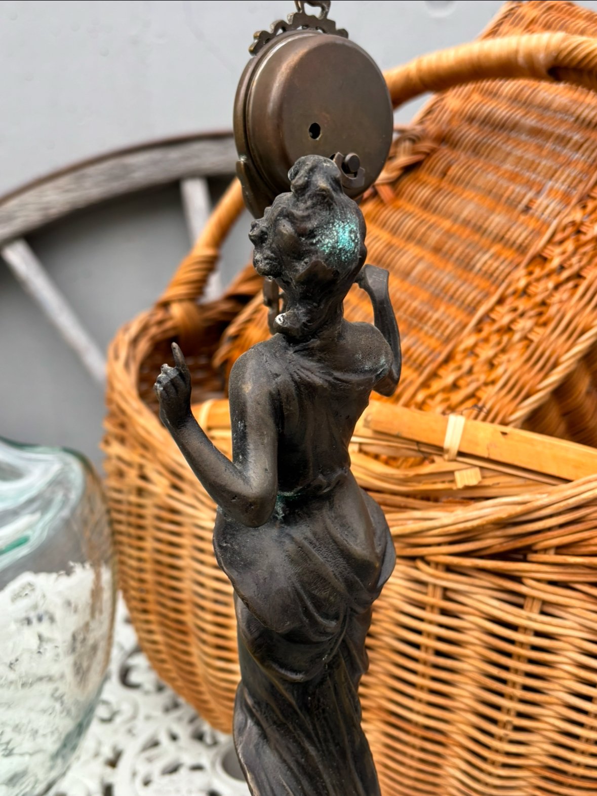 アンティーク　ブロンズ　アールヌーボー　銅像　置き時計 アンティークブロンズアールヌーボー銅像置き時計