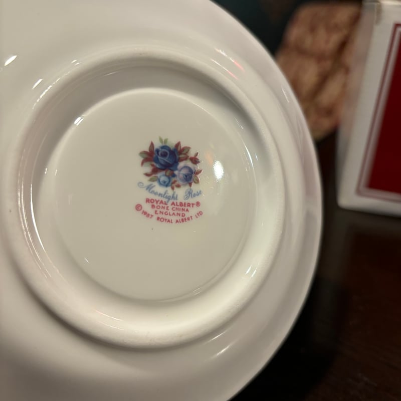 ROYAL ALBERT ロイヤルアルバート カップ&ソーサー 2客セット ROYAL ALBERT ロイヤルアルバート カップ&ソーサー 2客セット