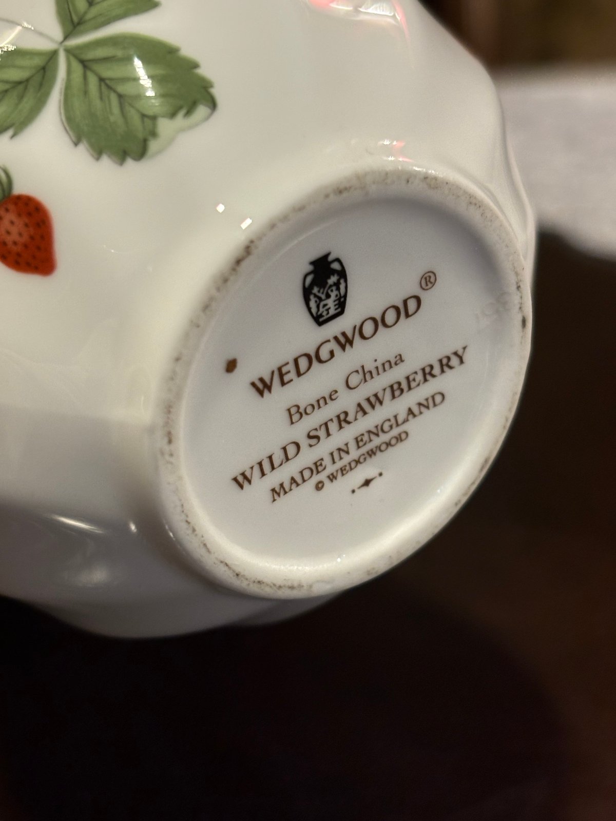 WEDGWOOD ワイルドストロベリー 花瓶 | アンティーク家具と喫茶