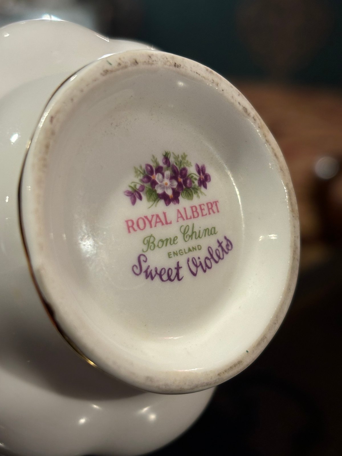 ROYAL ALBERT Sweet Violet ロイヤルアルバート カップ&ソーサー |