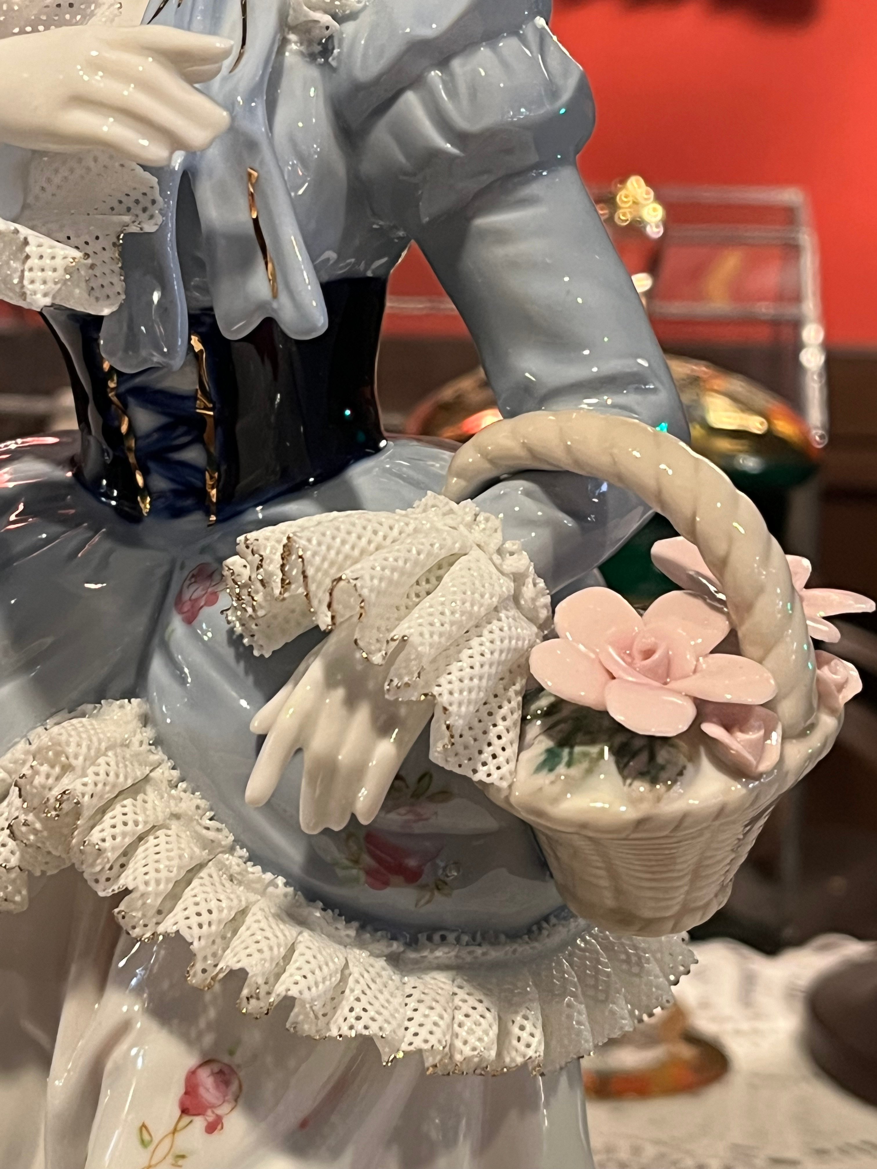 激レア 陶製 レースドール コレクション向き THE TK Collection レース陶器ドール「花籠持ちレディー」 日本製 （箱