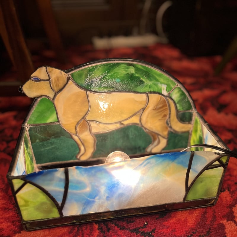 ゴールデンレトリーバーのステンドグラスランプ！！ | アンティーク