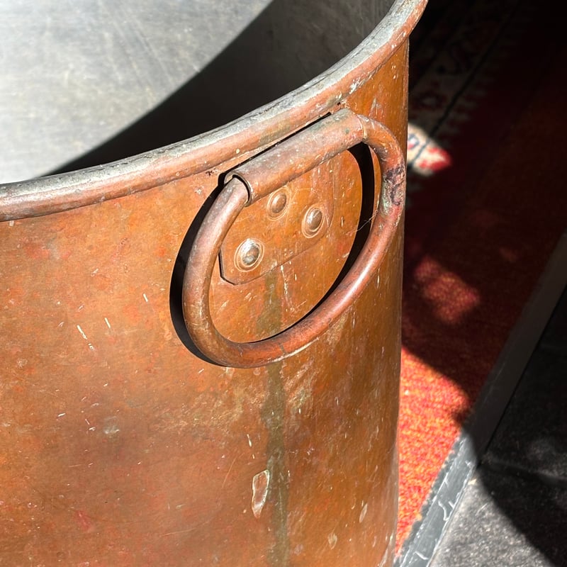 銅製 レトロな丸胴プランター(火鉢)バケツ | アンティーク家具と喫茶